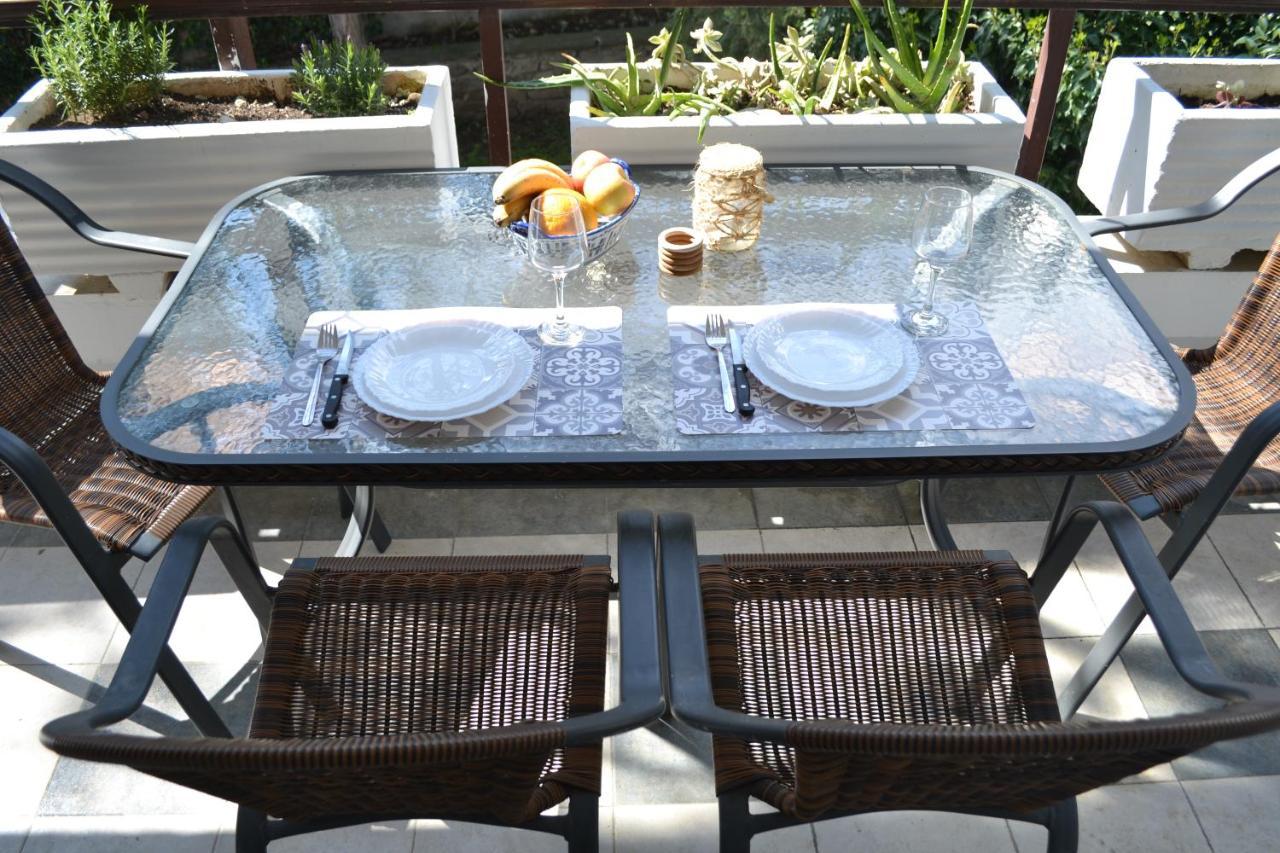 Evaliana Seaside Apartment PalaiónTsiflíkion 外观 照片